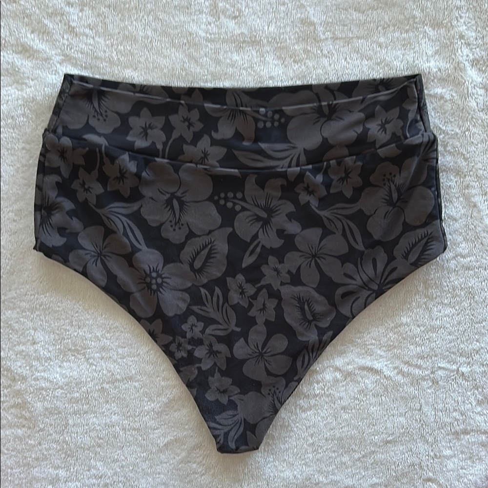 Acacia Floral Black Bikini Set - Picture 3 of 6